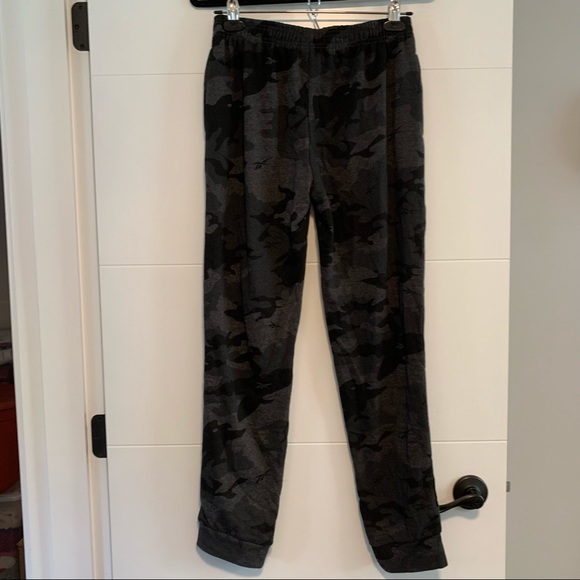 Reebok | Camo Joggers Pants - Picture 7 of 13